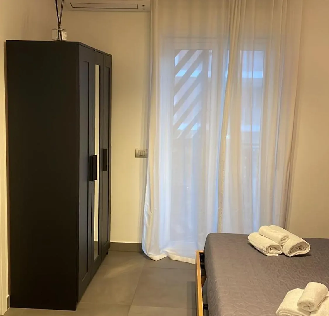 B&B Stella Rooms 카타니아